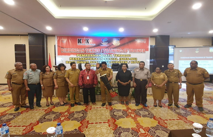 Sekda : Dinas Sosial Kab/kota Harus Ungkap Data Kependudukan Yang Valid